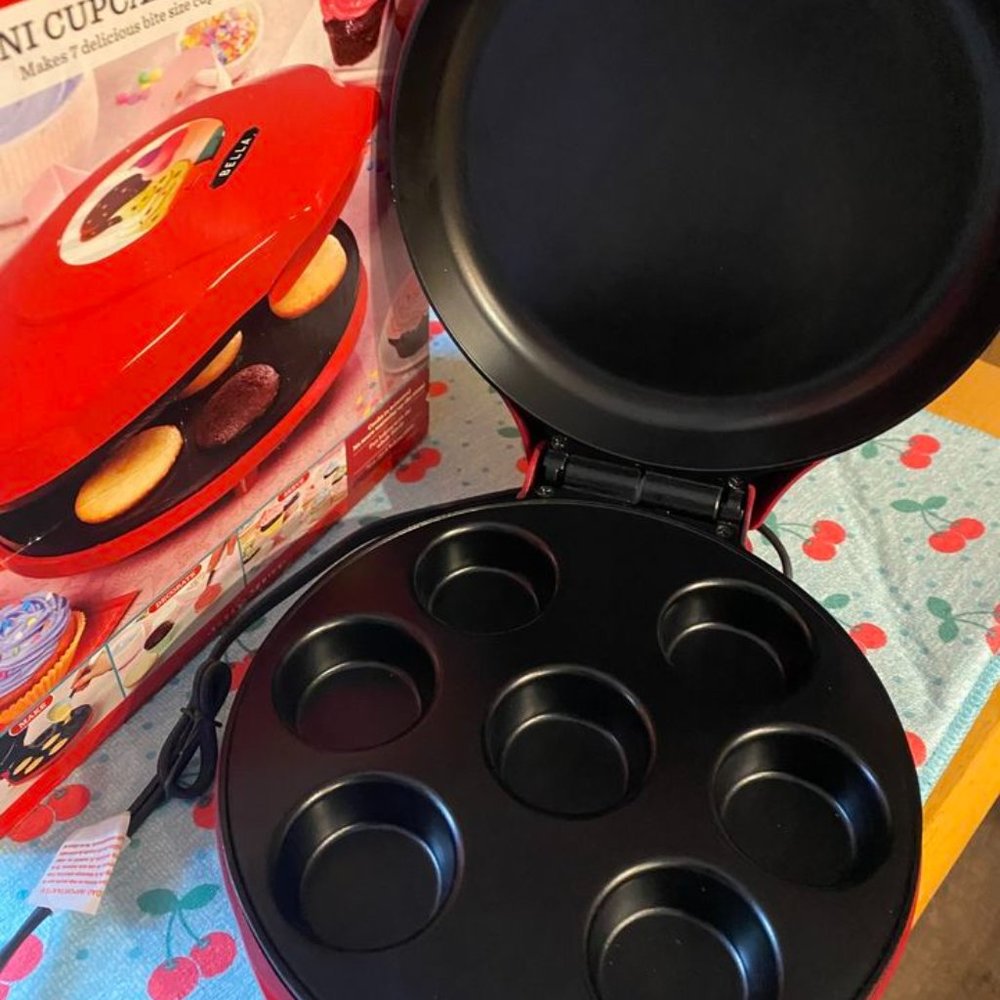 Bella Sensio Mini Cupcake Maker TSK-2182AMF2